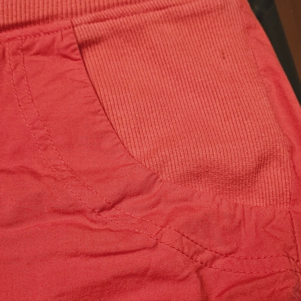 XCVI Cropped Salmon Cargo Pants - Picture 9 of 16